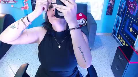 Snapshot of felinagrrr chatting on February 17, 8:06 pm felina online show from February 17, 8:06 pm