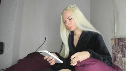 Snapshot of femida13 chatting on October 2, 4:34 pm femida13 online show from October 2, 4:34 pm