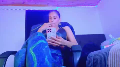 stefannia online show from November 29, 12:14 am