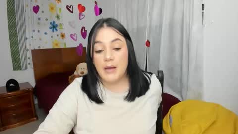 fernandarouse online show from October 18, 8:32 pm