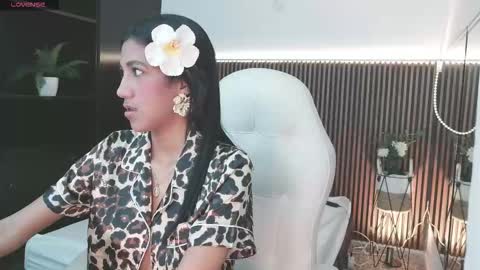 Freyja  online show from March 26, 12:57 am