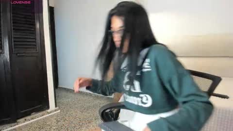 Freyja  online show from September 23, 1:37 am