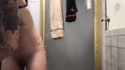 fgsammie online show from October 11, 4:53 pm