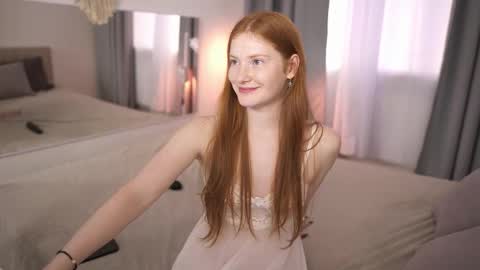 Snapshot of fiamoor chatting on September 9, 1:33 pm Fia online show from September 9, 1:33 pm