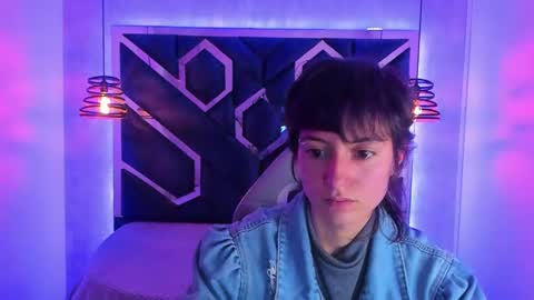   online show from December 21, 11:55 am