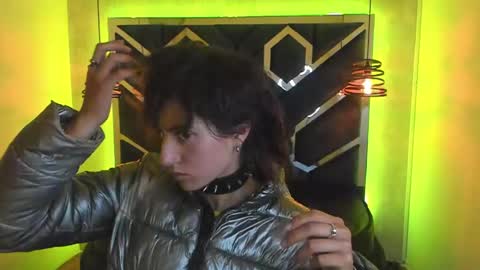   online show from January 23, 12:09 pm