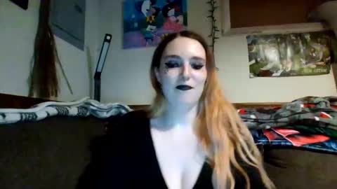 Fiery Red Head online show from September 13, 8:11 am