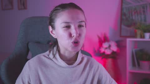 Snapshot of filipinaadams chatting on December 14, 8:56 am cap  online show from December 14, 8:56 am