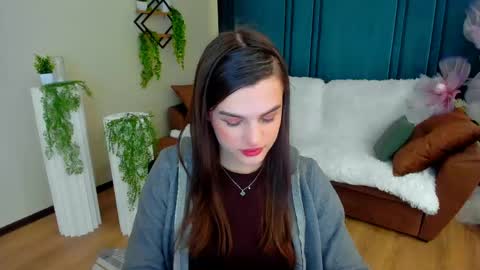 Amanda online show from April 13, 10:05 am