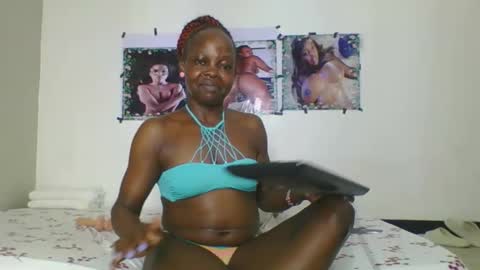 caro online show from October 17, 9:51 pm