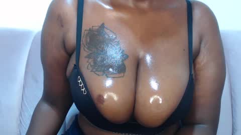 finnest_coochie online show from July 15, 7:13 am