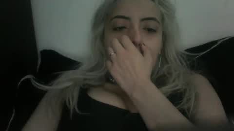 finnky1 online show from December 23, 6:44 am