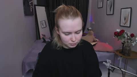 Fiona online show from April 18, 11:15 pm