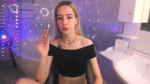 Snapshot of fire_moth chatting on March 10, 3:34 am Bellatrix online show from March 10, 3:34 am