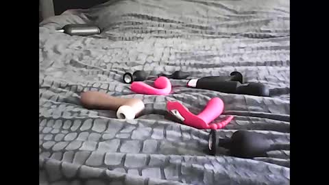 Cougar online show from October 24, 1:07 pm