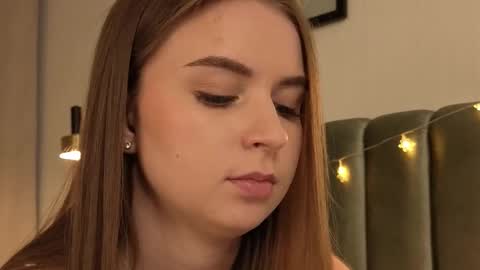 Leia online show from February 3, 2:22 pm