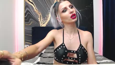 Snapshot of flirtdeea chatting on March 2, 8:14 pm flirtdeea online show from March 2, 8:14 pm