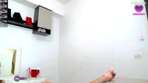 Snapshot of flirtdeea chatting on October 26, 3:57 am flirtdeea online show from October 26, 3:57 am