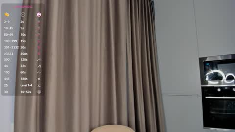 Snapshot of flirtykitty_ chatting on October 19, 6:26 am Emely online show from October 19, 6:26 am