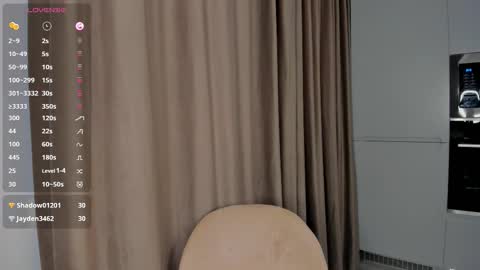 Snapshot of flirtykitty_ chatting on October 11, 6:51 am Emely online show from October 11, 6:51 am