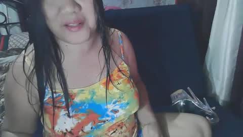 Snapshot of flirtymistressx chatting on February 22, 1:23 pm FlirtyMistressX online show from February 22, 1:23 pm