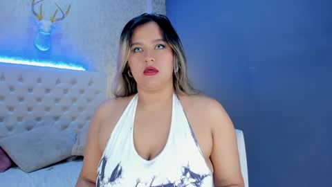 My name is Flora Dont forget to follow me IG twflora23 online show from January 18, 11:22 pm