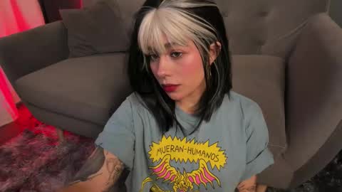 Its a pleasure to meet you. Im Flower. Help me reach 1k. Follow me. online show from February 24, 11:42 am