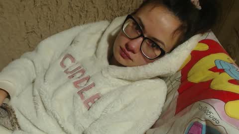 Snapshot of flowercandydoll13 chatting on February 10, 8:21 pm say meow and send tip online show from February 10, 8:21 pm