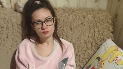 Snapshot of flowercandydoll13 chatting on February 19, 2:12 pm say meow and send tip online show from February 19, 2:12 pm