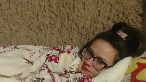 Snapshot of flowercandydoll13 chatting on February 12, 5:48 pm say meow and send tip online show from February 12, 5:48 pm