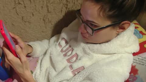 Snapshot of flowercandydoll13 chatting on February 5, 10:01 pm say meow and send tip online show from February 5, 10:01 pm