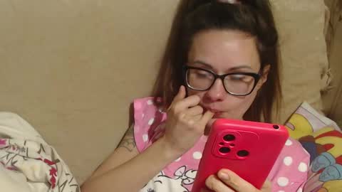 Snapshot of flowercandydoll13 chatting on March 11, 4:07 pm say meow and send tip online show from March 11, 4:07 pm