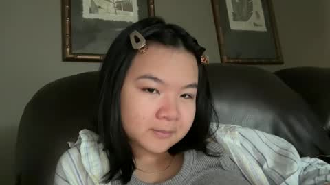 Snapshot of flowerlvr chatting on January 26, 8:23 pm flowerlvr online show from January 26, 8:23 pm