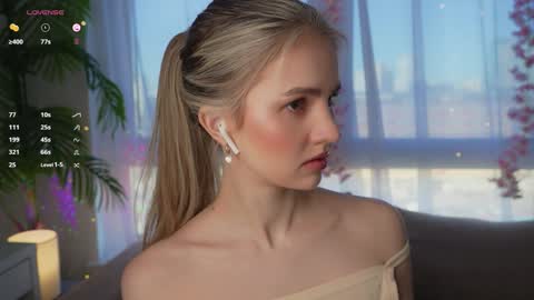 Adeline online show from January 21, 8:52 am