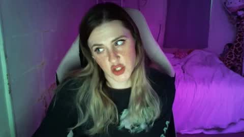 Flux online show from October 20, 1:14 pm