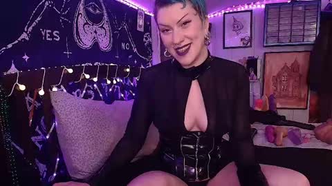 Fonda Dix online show from October 20, 5:32 am