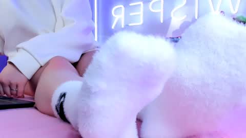 Snapshot of footfetish_baby chatting on January 6, 2:15 am Molly online show from January 6, 2:15 am