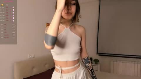 Snapshot of forestproject chatting on October 1, 9:09 pm Flair online show from October 1, 9:09 pm