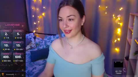 Julia online show from December 25, 1:20 am