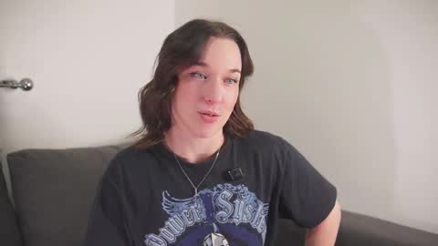 Em      online show from September 21, 8:29 pm