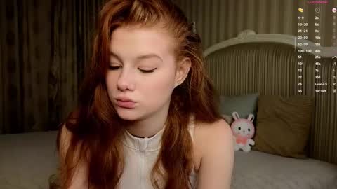 Snapshot of foxxx_tail chatting on October 23, 2:45 pm Petra online show from October 23, 2:45 pm