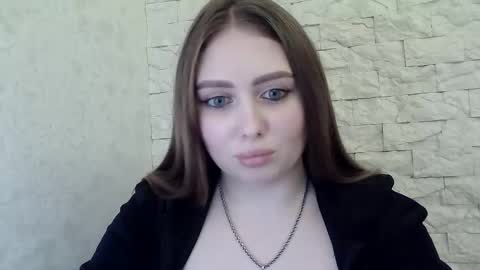 Alice online show from December 19, 3:26 pm