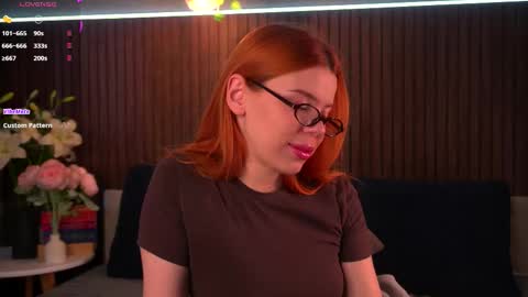 Jane Foxy online show from December 14, 6:19 am