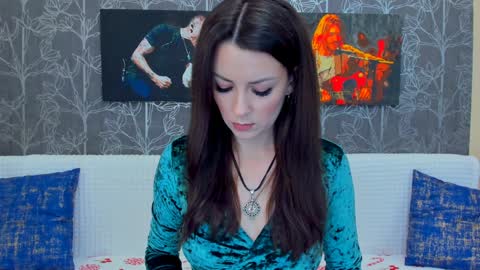Snapshot of foxyx1 chatting on January 3, 1:47 pm Foxy online show from January 3, 1:47 pm