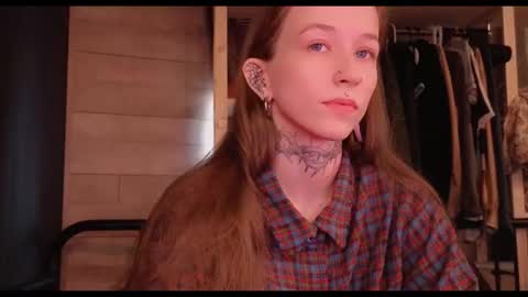 fran_bow online show from July 20, 12:40 pm