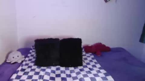 Snapshot of frances_ka chatting on September 27, 3:47 am francesca online show from September 27, 3:47 am