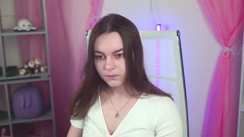 Francesca online show from April 7, 9:44 am