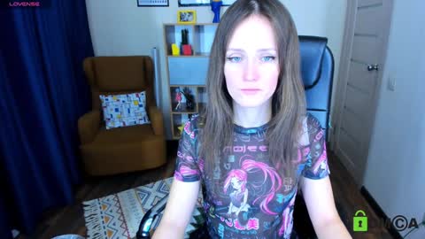 Snapshot of francescacollins chatting on February 8, 10:39 am Fran online show from February 8, 10:39 am