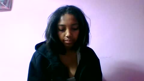 francia333068 online show from June 23, 4:43 am