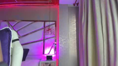 francis_20 online show from February 8, 12:31 pm